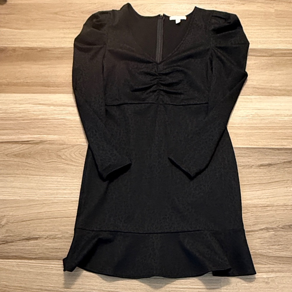 Elegant Black Cheetah Long Sleeve Dress